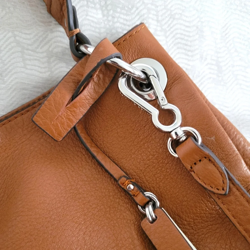 Vince Camuto vince camuto